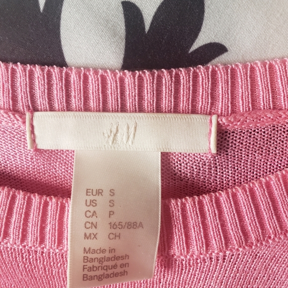 Pink H&M Sweater - Picture 5 of 5